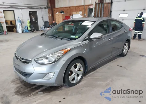 2013 Hyundai Elantra Gls z USA, uszkodzony, nr VIN KMHDH4AE6DU552043